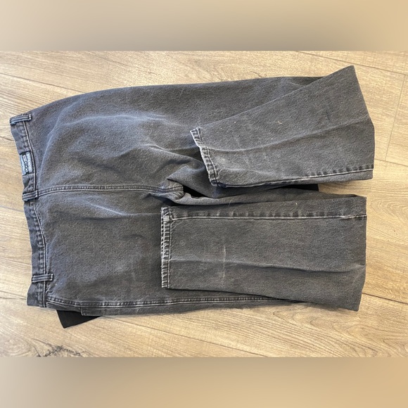 • GREY ROCKIES • Rocky Mountain Jeans - Picture 3 of 7